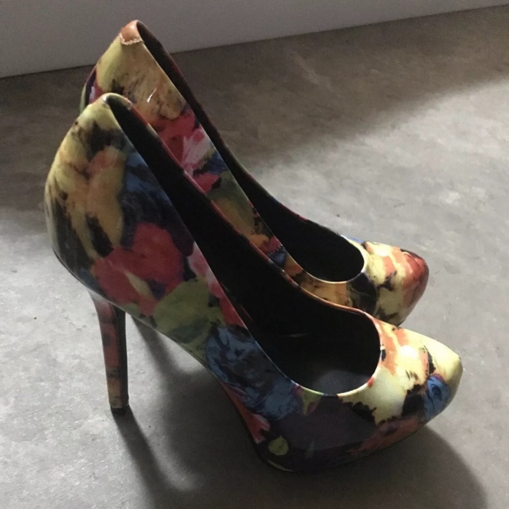 Steve Madden Pumps